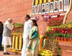 संसद हमले की 16वीं बरसी : अनुराग ने जवानों की बलिदानी को किया याद