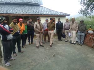 चार घरों के ताले ताड़े चोरी की वारदात को अंजाम दिया 