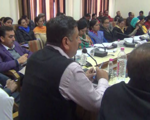 अधिकारियों को नहीं परवाह जिला परिषद बैठक की, चार अधिकारी रहे नदारद 