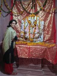 'मणिकर्णिका' की सफलता के लिए मंडी पहुंची कंगना
