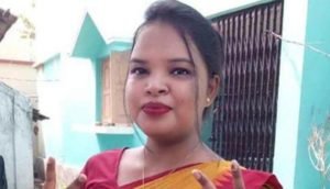 जानिए, इंजीनियरिंग की नौकरी ढूंढते हुए चंद्राणी मुर्मू कैसे बनी सांसद-Panchayat Times