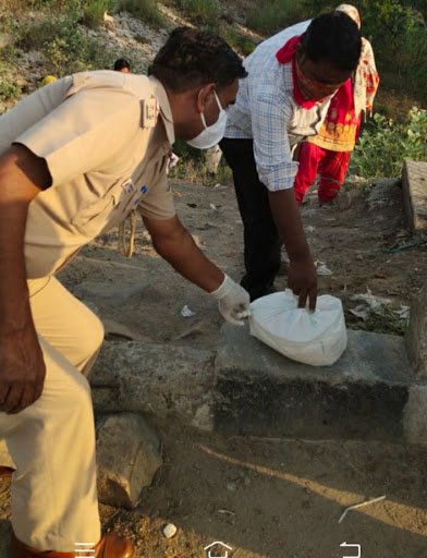 पूर्वी दिल्ली के लक्ष्मी नगर में श्याम रसोई से हुआ राशन किट वितरण-Panchayat Times