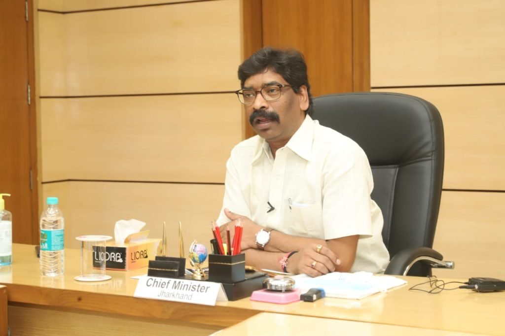 झारखंड: मुख्यमंत्री ने कांग्रेस अध्यक्षा सोनिया गांधी को वीडियो कॉन्फ्रेंसिंग के जरिये कोरोना की रोकथाम के लिए किए जा रहे कार्यों से कराया अवगत - Panchayat Times