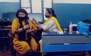 सरकारी टीकाकरण केंद्रों पर 18-59 साल तक के लोगों को मुफ्त मिलेगी कोरोना वैक्सीन की प्रीकॉशन डोज - Panchayat Times
