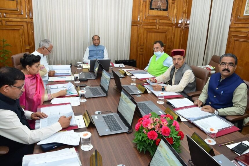 मंत्रीमंडल की बैठक 320 पदों की भर्ती से लेकर कई अहम फैसलों पर हुई सहमति