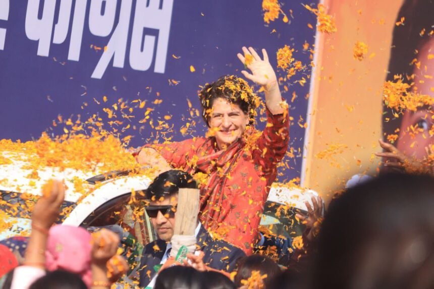 Himachal | प्रियंका गांधी बोलीं- प्रदेश पर 70 हजार करोड़ का कर्ज, पांच सालों से 63 हजार सरकारी पद खाली - Panchayat Times