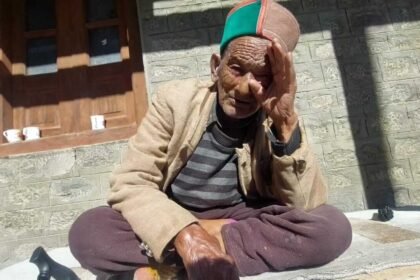 हिमाचल | नहीं रहे भारत के प्रथम मतदाता श्याम सरण नेगी, दो दिन पहले ही किया था मतदान - Panchayat Times