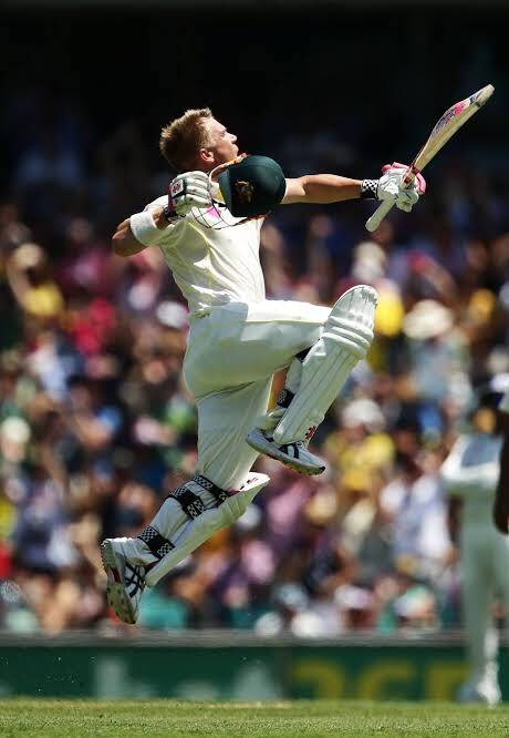 AUS vs SA: दक्षिण अफ्रीका के खिलाफ दोहरा शतक जड़ने के बाद डेविड वॉर्नर को क्रैम्प के कारण रिटायर्ड हर्ट होकर पवेलियन लौटना पड़ा