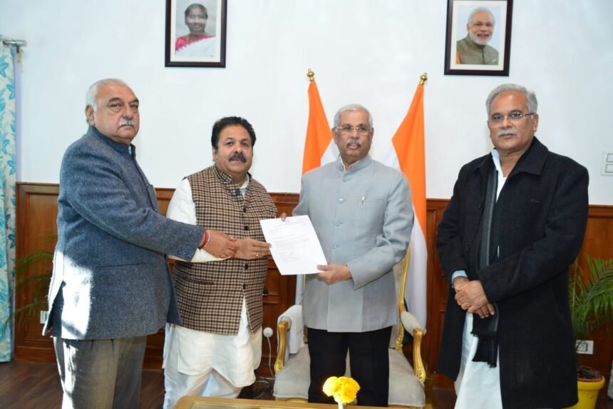हिमाचल प्रदेश में कांग्रेस विधायकों की बैठक, कल हो सकती है नये मुख्यमंत्री की घोषणा - Panchayat Times