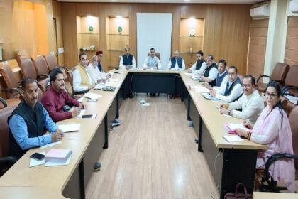 BJP Legislative Party Meeting: नेता प्रतिपक्ष पूर्व मुख्यमंत्री जयराम ठाकुर होंगे या पूर्व भाजपा प्रदेशाध्यक्ष सतपाल सिंह 21 दिसंबर को, तय होगा नेता प्रतिपक्ष