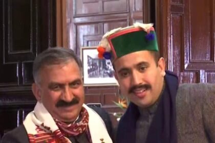 हिमाचल कांग्रेस नेताओं की अब दिल्ली दौड़ फिर से शुरू, DY सीएम मुकेश अग्निहोत्री का भी दिल्ली पहुंचने का कार्यक्रम