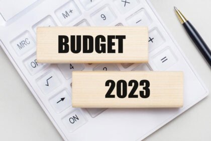 Budget 2023: मोबाइल और टीवी सस्ता वहीं सिगरेट महंगी, जानें 1 अप्रैल से क्या कितना सस्ता, महंगा होगा -Panchayat Times