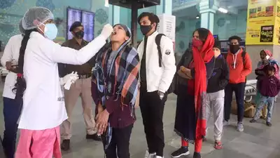 Corona: दोगुनी रफ्तार से बढ़ा कोरोना, देश में लगातार दूसरे दिन 3 हजार से ज्यादा कोरोना के मामले- Panchayat Times