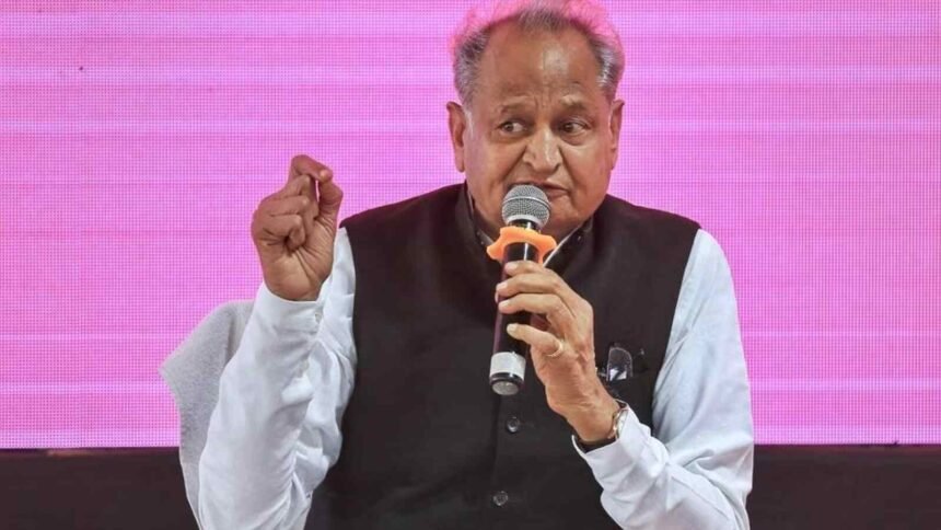 CM अशोक गहलोत ने फिर दोहराई केंद्रीय मंत्री शेखावत को बर्खास्त करने की मांग, जानिए क्या बोले गहलोत- Panchayat Times
