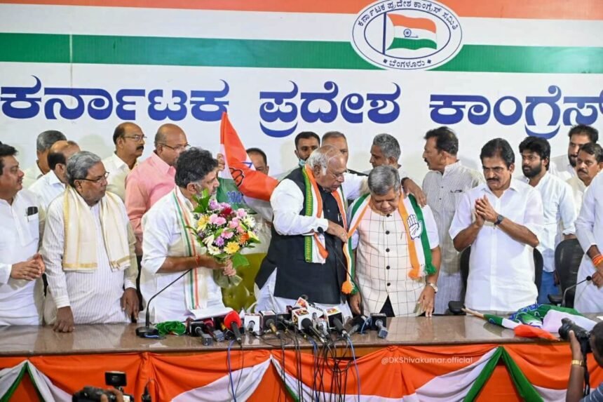 कर्नाटक चुनाव से पहले ही भाजपा को लगे 8 झटके, दो बड़े नेताओं ने थामा कांग्रेस का हाथ - Panchayat Times