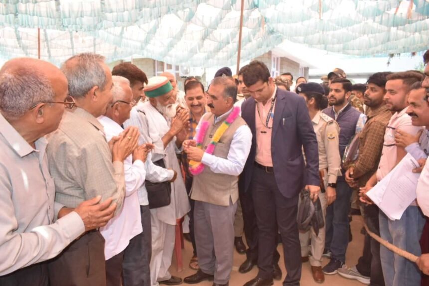 हिमाचल: CM सुक्खू ने फील्ड में उतरकर लिया विकास कार्यों का जायजा- Panchayat Times