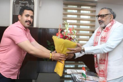 हिमाचल : PMGSY की मंजूरी को दिल्ली पहुंचे विक्रमादित्य सिह, भारतमाला परियोजना में 9 सड़कों को शामिल करने का किया अनुरोध - Panchayat Times