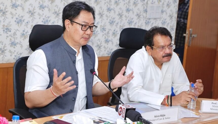 विधि एवं न्याय मंत्रालय के दोनों मंत्री हटाये गये, किरेन रिजिजू के बाद एसपी सिंह बघेल का भी विभाग बदला गया - Panchayat Times
