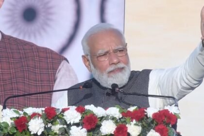 तीन देशों की यात्रा से लौटे PM मोदी, कहा- 'आज दुनिया भारत को सुनने के लिए आतुर है...ये यश मोदी का नहीं, भारत का है - Panchayat Times