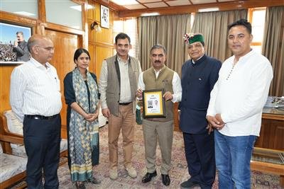 CM ने ‘माई सीएम-माई प्राइड’ पहल का किया शुभारंभ, QR कोड स्कैन कर डाउनलोड करें सीएम संग खींची फोटो- Panchayat Times