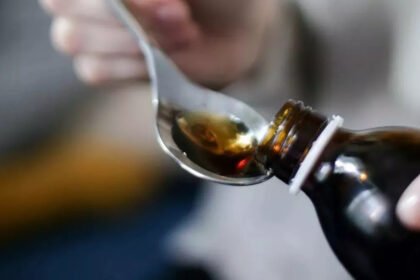 Cough Syrups: भारतीय कफ सिरप पर उठते सवालों के बीच सरकार का बड़ा फैसला, पहले सरकारी लैब में कराना होगा टेस्ट- Panchayat Times