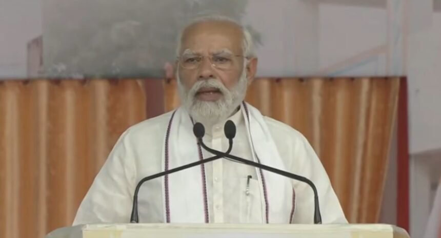 21वीं सदी की आधुनिक आवश्यकताओं की नई व्यवस्थाओं का निर्माण कर रहा देश: PM मोदी- Panchayat Times