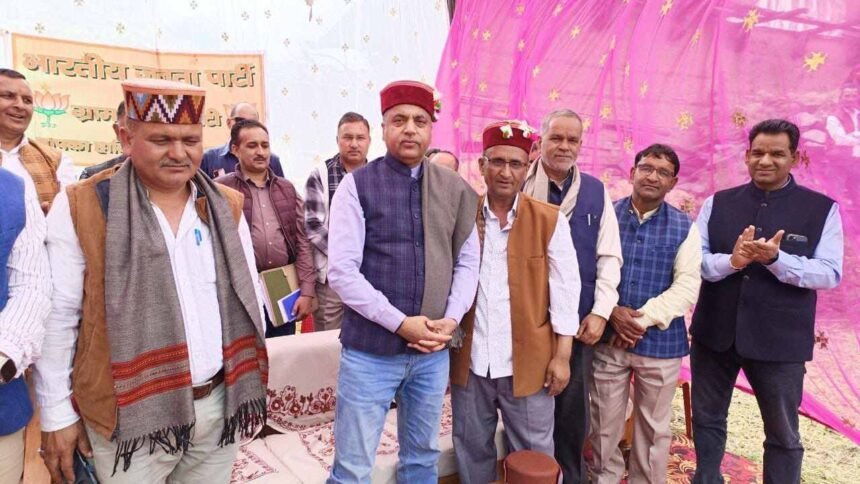 दो हजार का नोट बंद करना समय की आवश्कता, विपक्ष बेवजह पैनिक क्रिएट कर रहा: जयराम ठाकुर- Panchayat Times