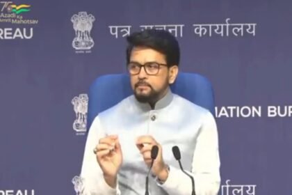 मोदी कैबिनेट ने दुनिया की सबसे बड़ी अन्न भंडारण योजना को दी मंजूरी, अनुराग ठाकुर बोले-हर ब्लॉक में बनेगा गोदाम- Panchayat Times