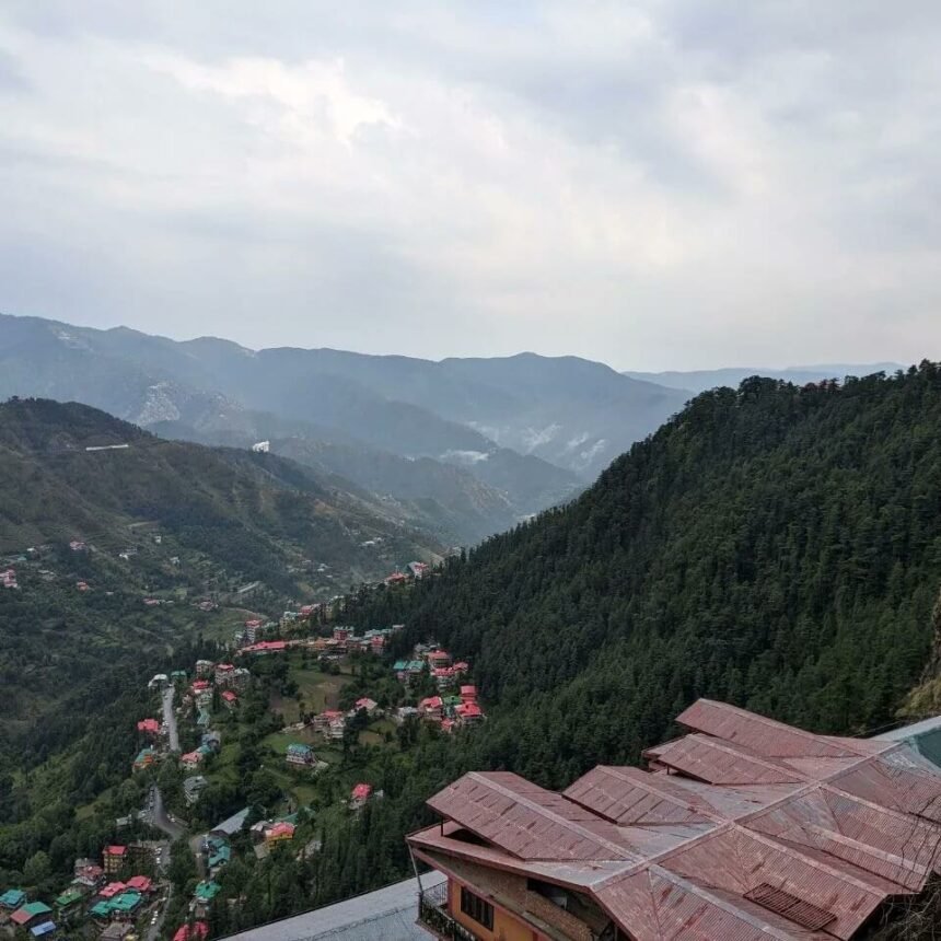 Himachal: जून तक पहुंची दिसंबर की ठंड, मई के अंतिम दिन भी भारी बारिश - Panchayat Times
