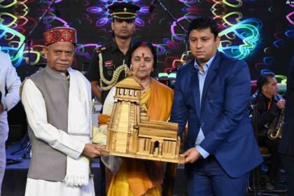 राज्यपाल शिव प्रताप शुक्ल ने किया अंतर्राष्ट्रीय शिमला समर फेस्टिवल का शुभारंभ- Panchayat Times