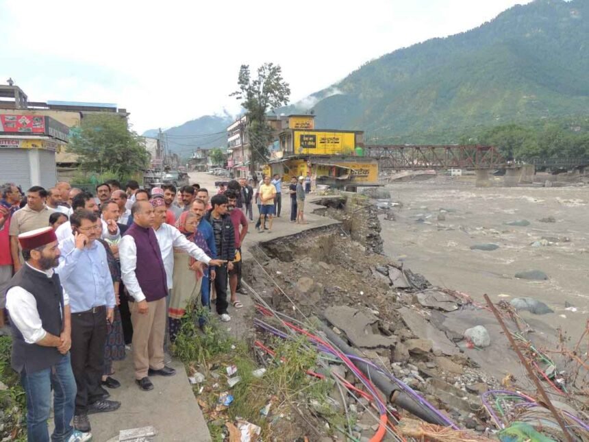 जयराम ठाकुर ने कांग्रेस पर साधा निशाना; कहा, बारिश से निपटने के लिए तैयार नहीं थी सरकार- Panchayat Times