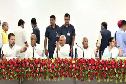 Opposition Meeting: बेंगलुरु में विपक्ष की महाबैठक, कांग्रेस बोली- गेमचेंजर होगी मीटिंग, जानें कौन से नए दल होंगे शामिल- Panchayat Times