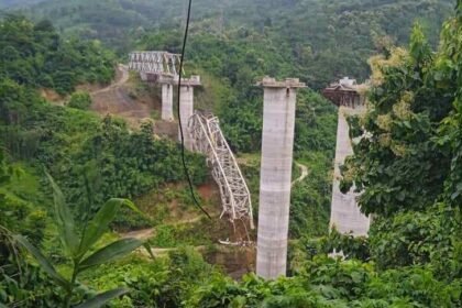 मिजोरम में बड़ा हादसा, रेलवे का निर्माणाधीन पुल गिरने से 17 मजदूरों की मौत, कई अन्य घायल- Panchayat Times