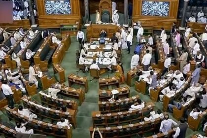 दिल्ली अध्यादेश पर आज होगी लोकसभा में चर्चा, भाजपा ने व्हिप जारी कर सांसदों को मौजूद रहने के दिए निर्देश- Panchayat Times