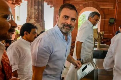 संसद में अविश्‍वास प्रस्‍ताव पर बहस का आज दूसरा दिन, राहुल गांधी संभालेंगे मोर्चा- Panchayat Times