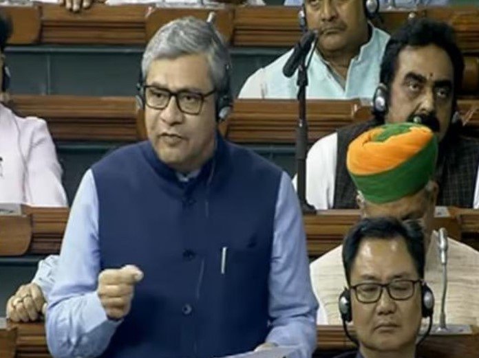 लोकसभा में पास हुआ डिजिटल पर्सनल डेटा प्रोटेक्शन बिल 2023- Panchayat Times