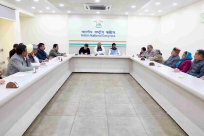 दिल्ली में हिमाचल कांग्रेस की अहम बैठक, गिले-शिकवे दूर कर एकजुटता से चुनाव लड़ने पर जोर- Panchayat Times