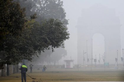 दिल्ली में आज और कल भीषण ठंड की चेतावनी, दो जनवरी तक छाया रहेगा घना कोहरा- Panchayat Times