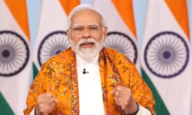 "करोड़ों परिवारों को हमारी योजनाओं का मिल रहा लाभ": 'विकसित भारत संकल्प यात्रा' के लाभार्थियों से PM मोदी- Panchayat Times