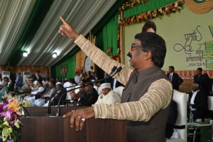 CM सोरेन का सरकार के 4 साल होने पर बड़ा ऐलान, 50 साल वालों को भी मिलेगी वृद्धावस्‍था पेंशन- Panchayat Times