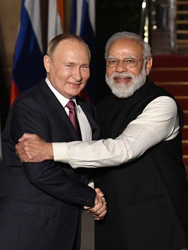 Prime Minister Narendra Modi with President of Russian Vladimir Putin.