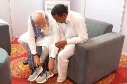 PM Modi and Rampal Kashyap