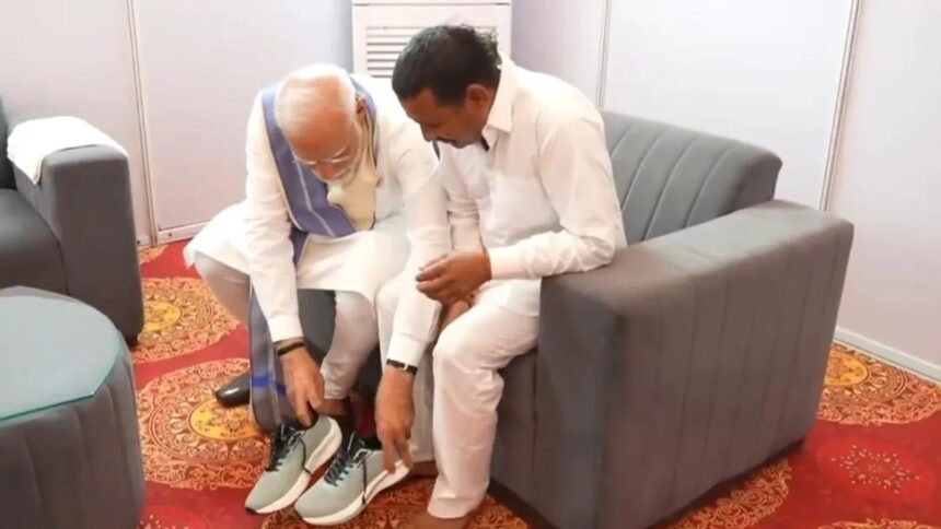 PM Modi and Rampal Kashyap